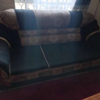 3 seater sofa image 2