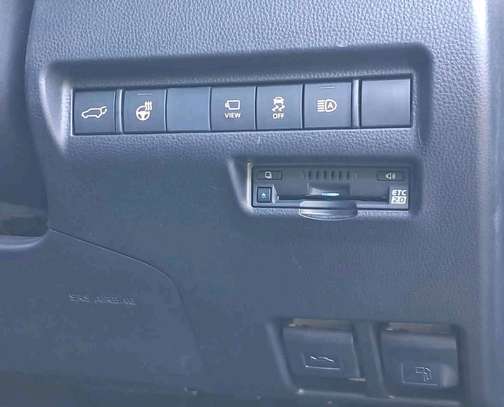 Toyota Harrier black premium grade 2021 image 4