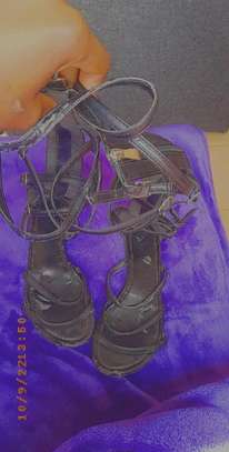 Used shoes image 7