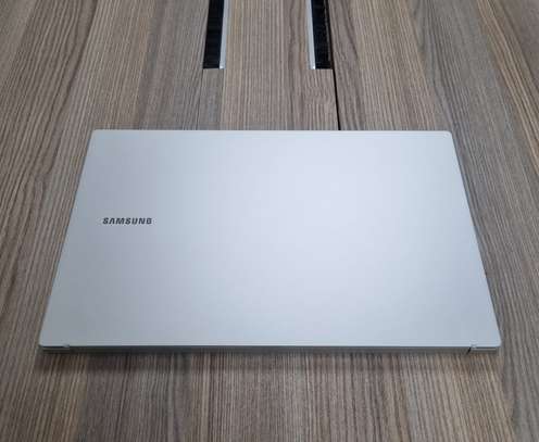 Samsung Galaxy Book 3 Core i7 10-Core (11th Gen) image 8
