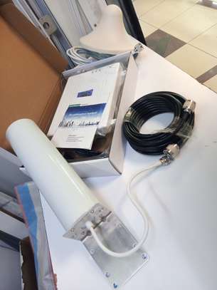 GSM Mobile Cell Phone Network Signal Booster(2G,3G 4G) image 1
