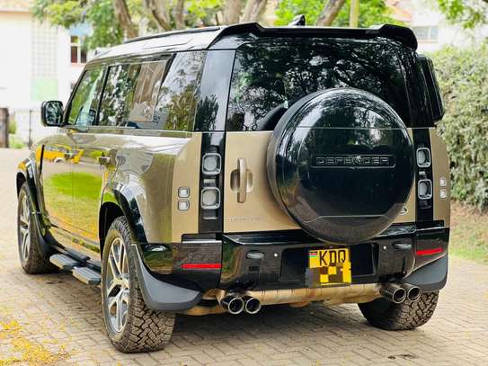 LAND ROVER DEFENDER image 4