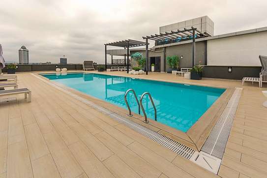 Furnished 2 Bed Apartment with En Suite at Riverside image 2