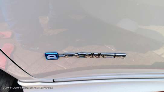 Nissan Note Nismo white 2017 image 4