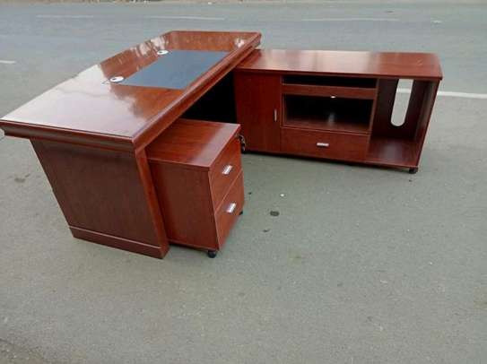 Mahogany desk 1.8 image 2