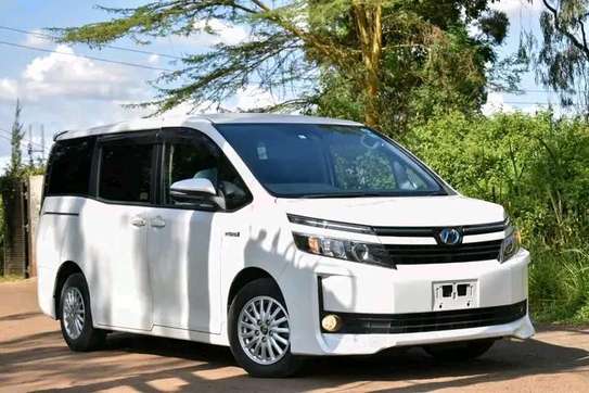 TOYOTA VOXY 2016MODEL(We accept hire purchase) image 6