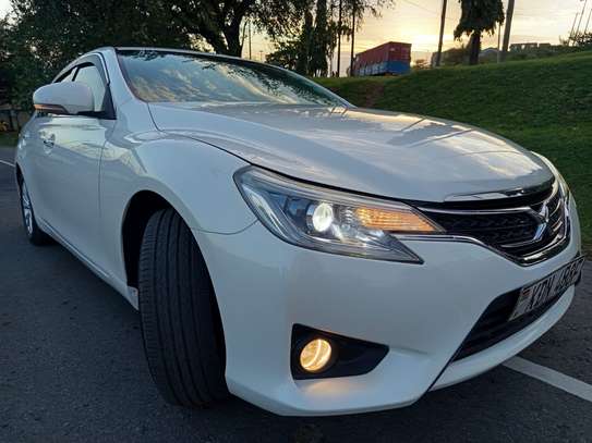Toyota Mark X KDN white image 3