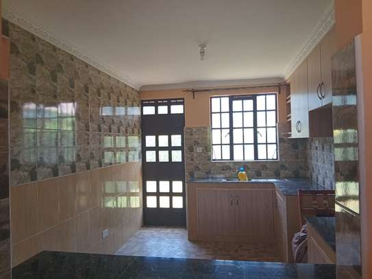 3 Bed House with En Suite in Mlolongo image 8