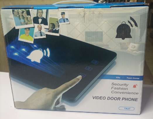 Video door phone. image 1