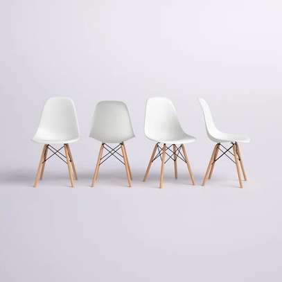 Indoor Aimes Side Chair in White image 1