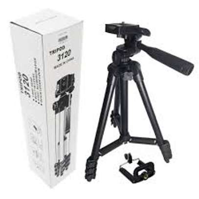 YUNTENG 5208 43cm-125cm Aluminum Lightweight Tripod With Bluetooth Remote for iPhone Samsung and Other Smartphone image 1