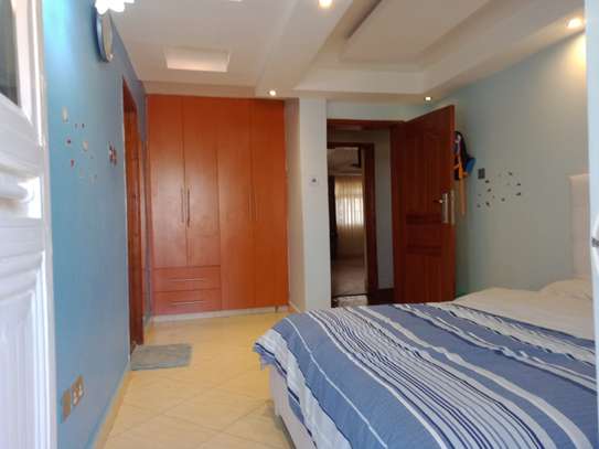 4 Bed House with En Suite at Chuna Estate image 11