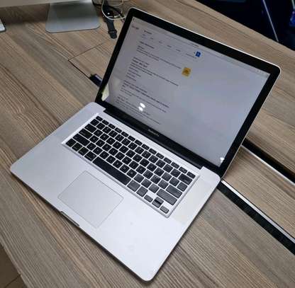 MacBook Pro 15.6  late (2009) image 5