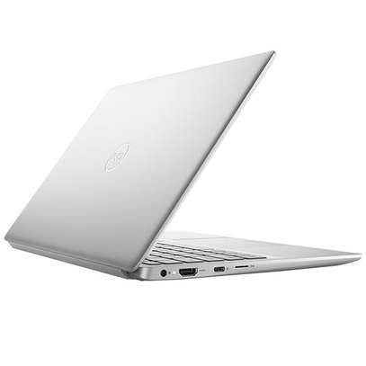 Dell XPS 13 Intel Core i7 7th gen, 8GB, 256gb SSD, Touch image 1