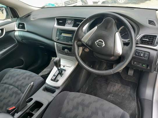 NISSAN SYLPHY image 6