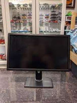 22 inch dell monitor (wide) with HDMI Port. image 1