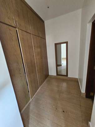 3 Bed Apartment with En Suite at Kilimani image 7