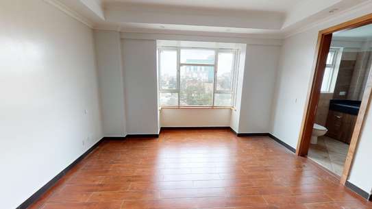 3 Bed Apartment with En Suite at Parklands image 7