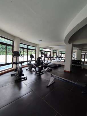 1 Bed Apartment with Swimming Pool at Lantana Road image 2