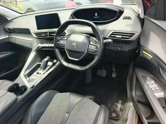 Peugeot 3008 image 8