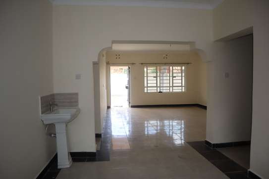 4 Bed House with En Suite in Thika image 14