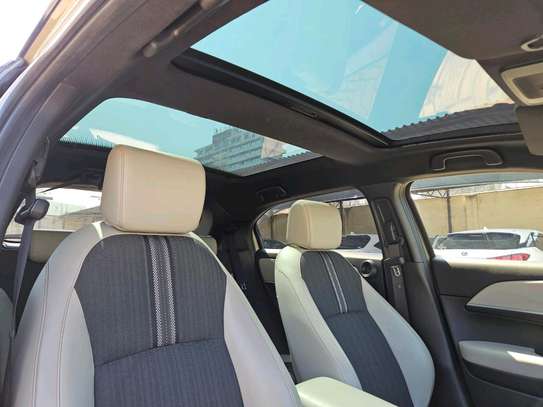 Honda Vezel PHEiv 2023 model image 6