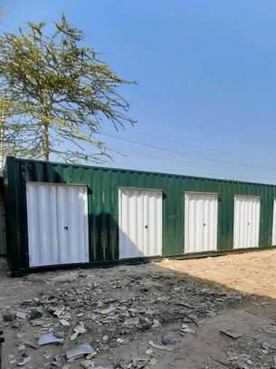 Shipping Container Stalls 40FT image 10