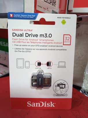 SanDisk Ultra Dual Drive M3.0 32 GB OTG Drive  (Grey, Silver image 3