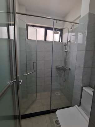 Serviced 1 Bed Apartment with En Suite in Kileleshwa image 6