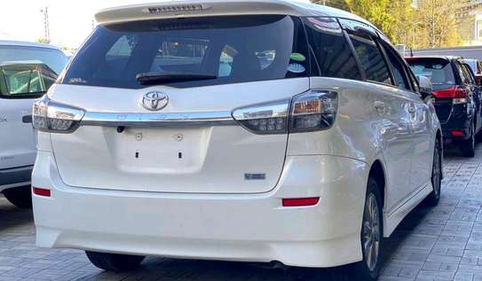TOYOTA WISH- KDM (MKOPO/HIRE PURCHASE ACCEPTED) image 10