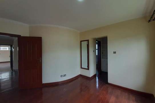 5 Bed Townhouse with En Suite at Lavington image 26