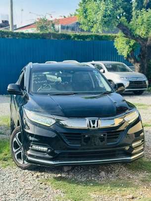Honda vezel Black image 3