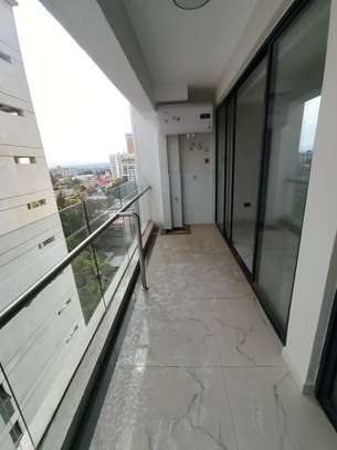 3 Bed Apartment with Gym in Kilimani image 12