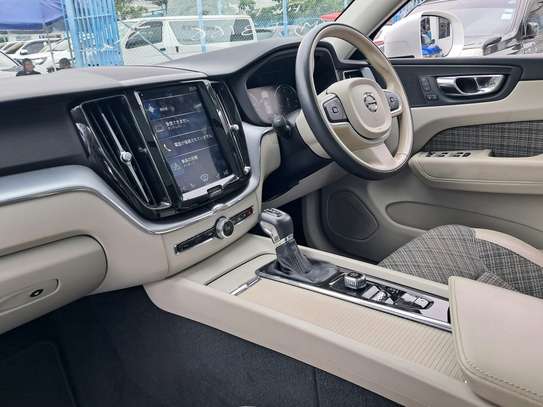 Volvo XC60 2018 image 6