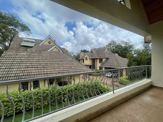 5 Bed Townhouse with En Suite in Lavington image 18