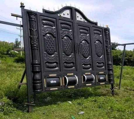 Top and  trendy high quality steel gates image 8