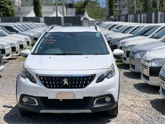 Peugeot 2008 2019 model image 9