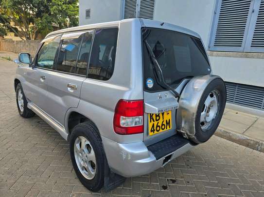 MITSUBISHI PAJERO IO image 9