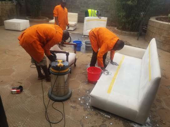 WE CLEAN & DRY SOFA SET IN NAIROBI. image 1