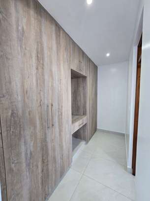 4 Bed Apartment with En Suite in Nyali Area image 7