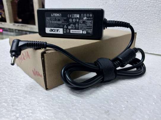 Replacement Acer TRAVELMATE B115 19V 2.1A 40W AC Adapter image 3