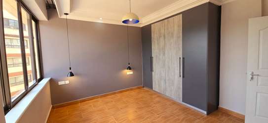 2 Bed Apartment with En Suite at Westlands Road image 7