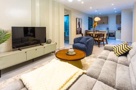 2 Bed Apartment with En Suite at Laiser Hill Rd image 2