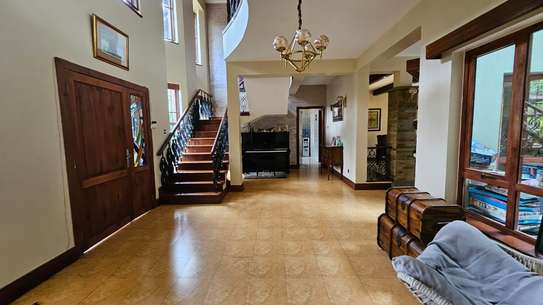 5 Bed House with En Suite in Runda image 6