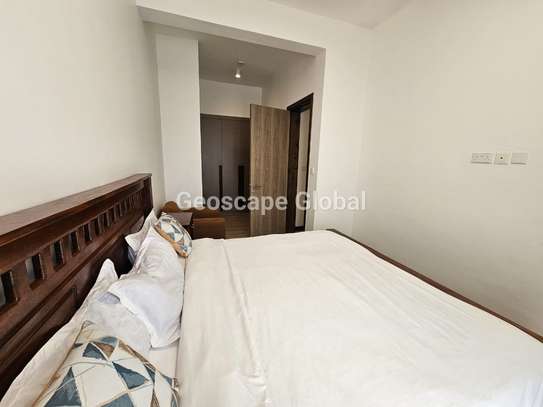 Furnished 1 Bed Apartment with En Suite in Rosslyn image 18