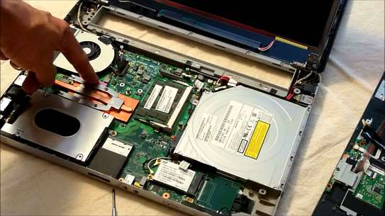 Expert Laptop Repairs image 1