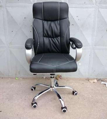 Executive Office Chairs image 3