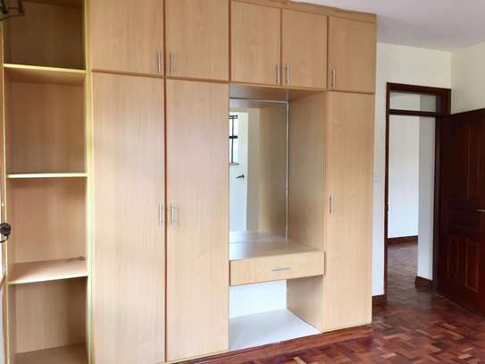 4 bedroom townhouse for rent in Lavington image 3