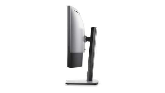 Dell Ultrasharp 34 Curved USB-C Monitor (U3419W) image 3