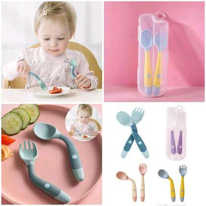 2 PCs baby bendable silicon spoon fork set image 1